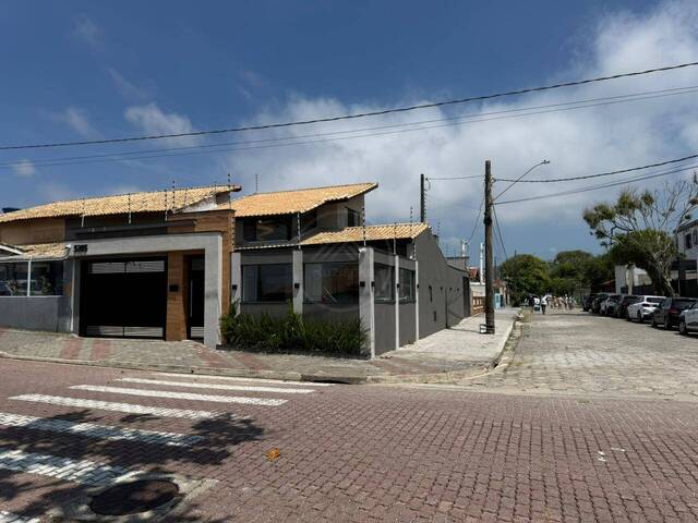CASA COM PISCINA para Venda em Itanhaém - 3
