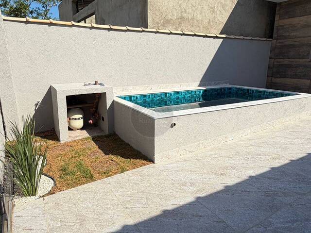 CASA COM PISCINA para Venda em Itanhaém - 4