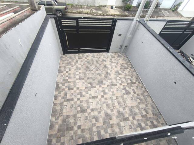 CASA COM PISCINA para Venda em Itanhaém - 2