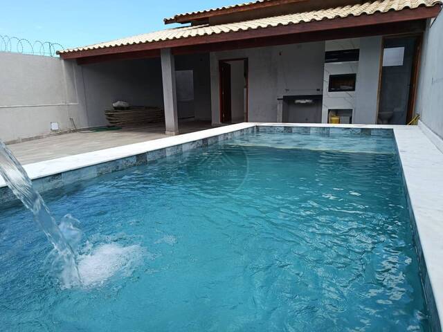 CASA COM PISCINA para Venda em Itanhaém - 5