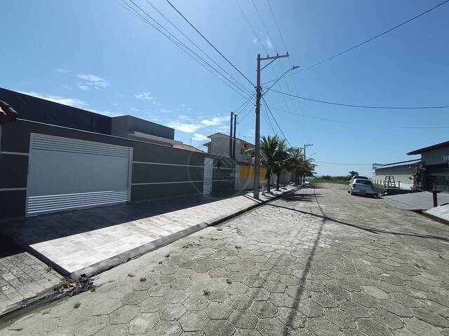 Casa para Venda em Itanhaém - 3