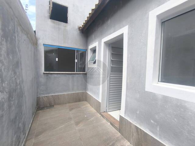 CASA COM PISCINA para Venda em Itanhaém - 3