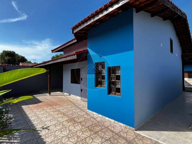 CASA COM PISCINA para Venda em Itanhaém - 5