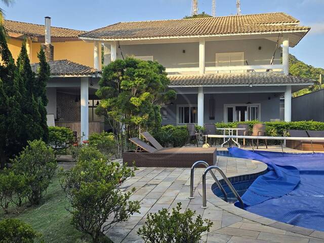 CASA COM PISCINA para Venda em Itanhaém - 2
