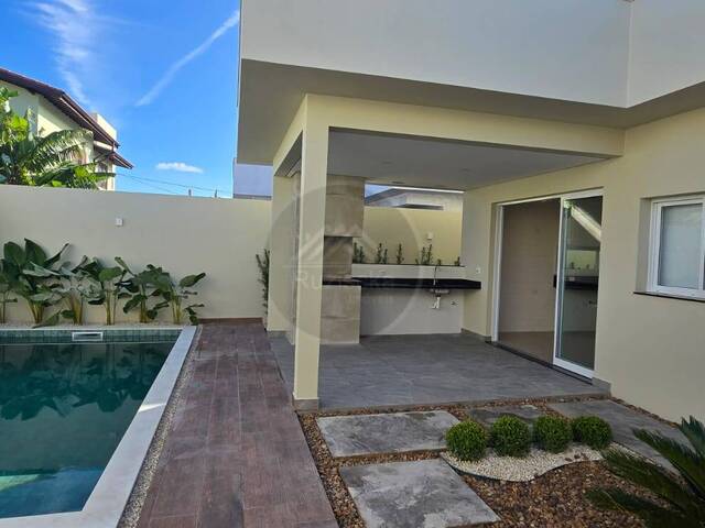 CASA COM PISCINA para Venda em Itanhaém - 4