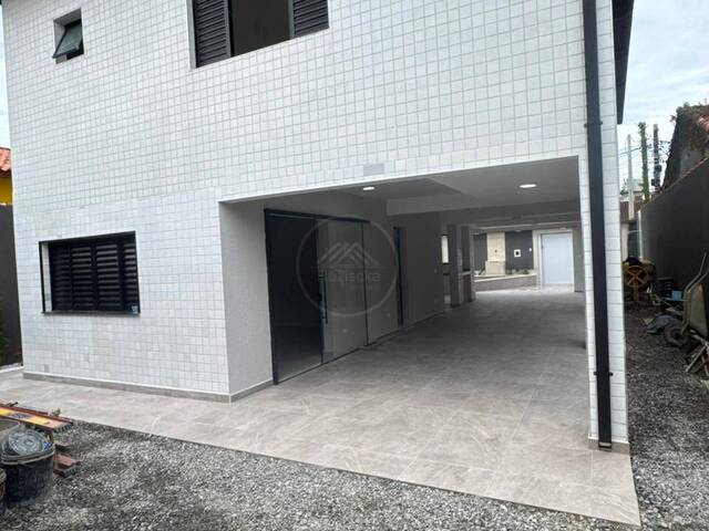 CASA COM PISCINA para Venda em Itanhaém - 4