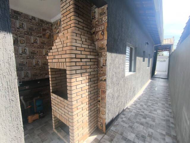 CASA COM PISCINA para Venda em Itanhaém - 5