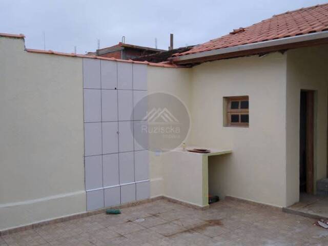 CASA COM PISCINA para Venda em Itanhaém - 4