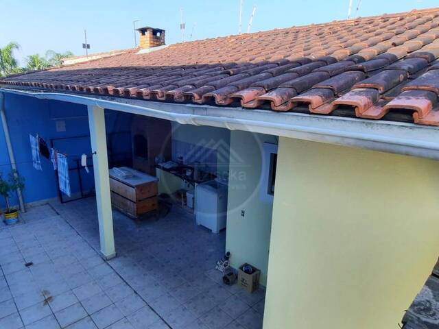 CASA COM PISCINA para Venda em Itanhaém - 3