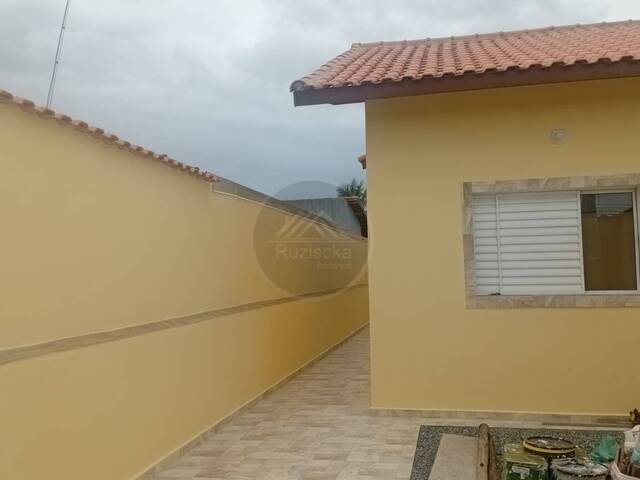 Venda em Jardim Santa Terezinha - Itanhaém