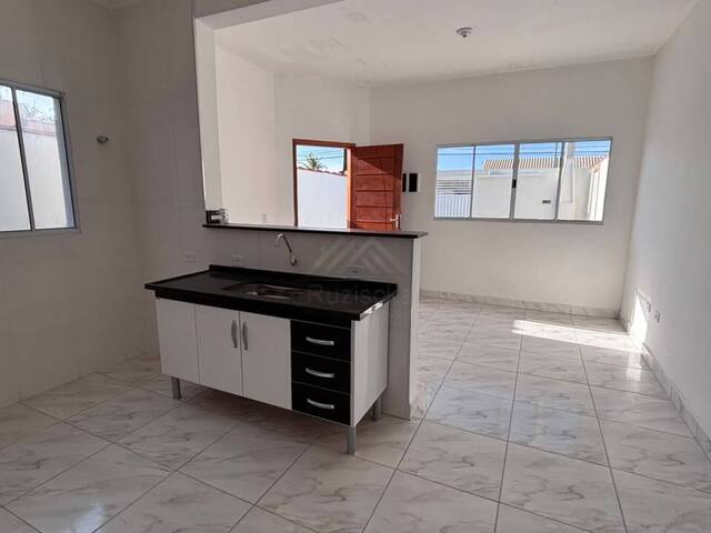 CASA COM PISCINA para Venda em Itanhaém - 4