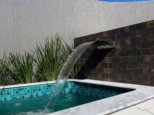 CASA COM PISCINA para Venda em Itanhaém - 3