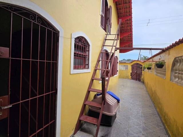 Casa para Venda em Mongaguá - 2