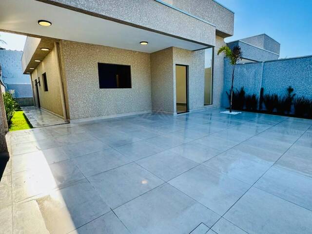 CASA COM PISCINA para Venda em Itanhaém - 4