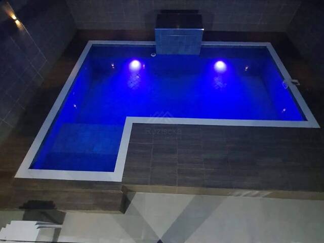 CASA COM PISCINA para Venda em Itanhaém - 2