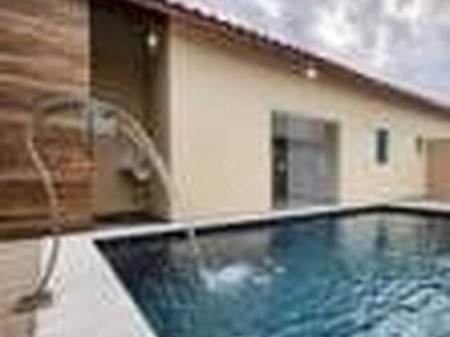 CASA COM PISCINA para Venda em Itanhaém - 2