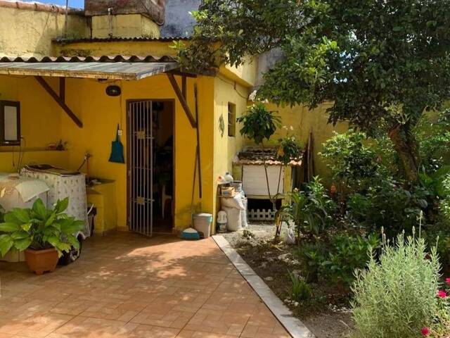 CASA COM PISCINA para Venda em Itanhaém - 4