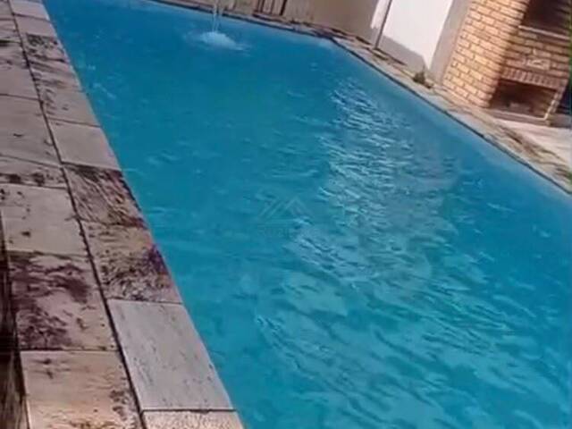 CASA COM PISCINA para Venda em Itanhaém - 4