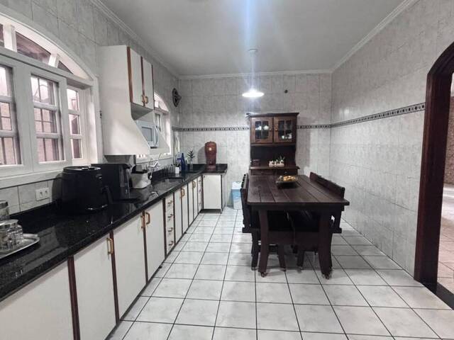 CASA COM PISCINA para Venda em Itanhaém - 4