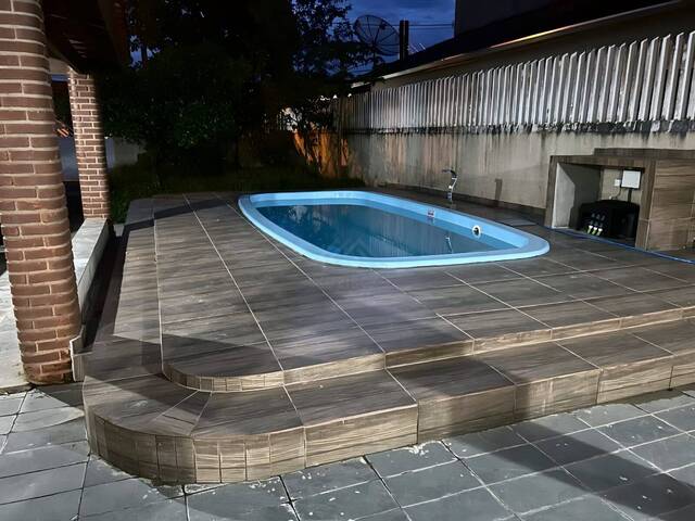 CASA COM PISCINA para Venda em Itanhaém - 5