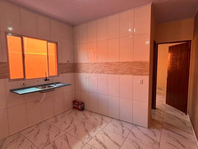 CASA COM PISCINA para Venda em Itanhaém - 5
