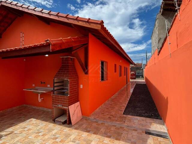 #CA1096 - CASA COM PISCINA para Venda em Itanhaém - SP