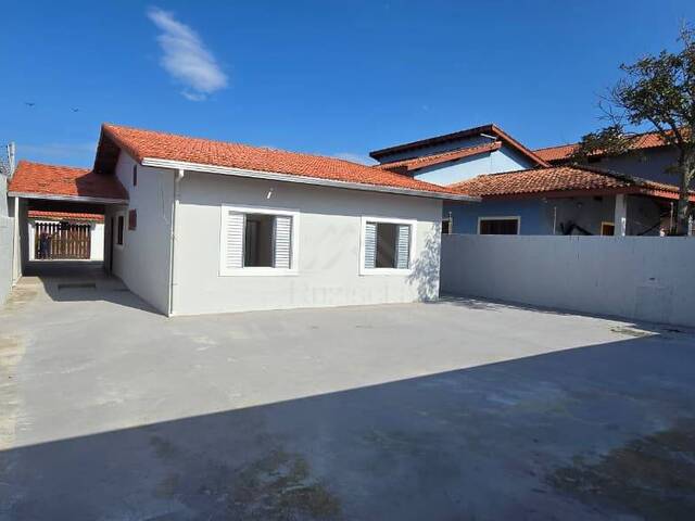 Casa para Venda em Itanhaém - 3