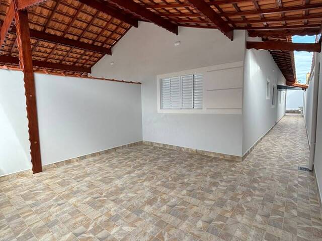 Casa para Venda em Mongaguá - 2