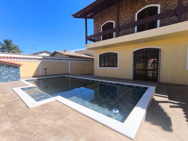 CASA COM PISCINA para Venda em Itanhaém - 5