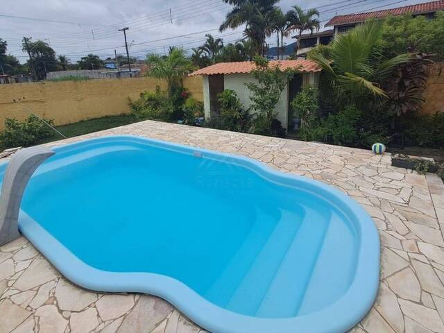 CASA COM PISCINA para Venda em Itanhaém - 4
