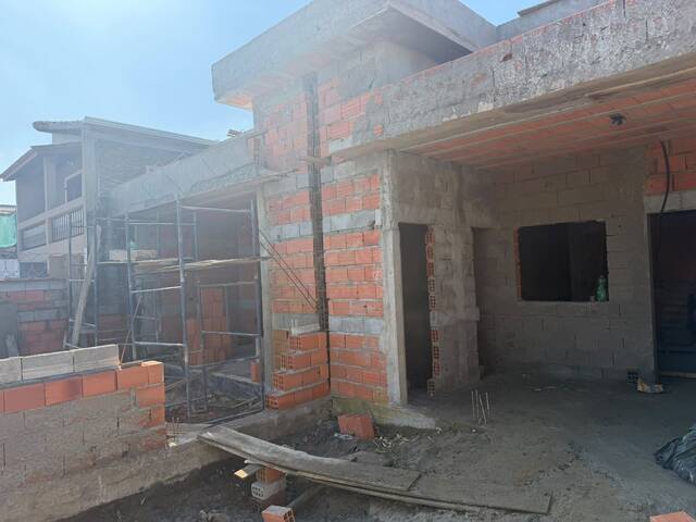 CASA COM PISCINA para Venda em Itanhaém - 5