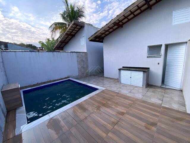 #CA853 - CASA COM PISCINA para Venda em Itanhaém - SP