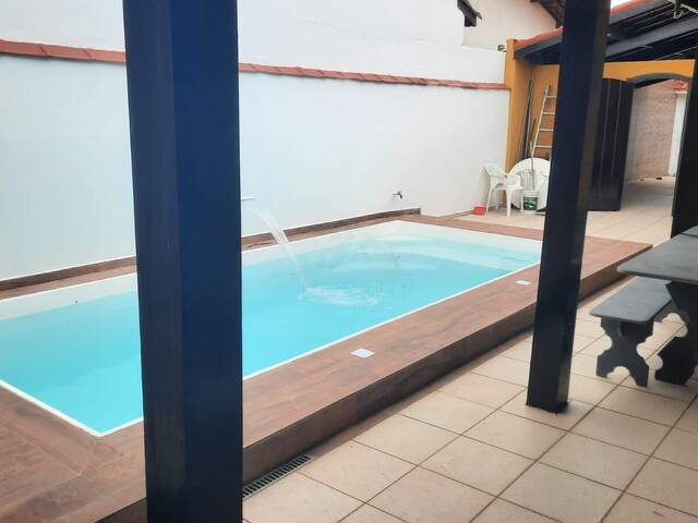 CASA COM PISCINA para Venda em Itanhaém - 4