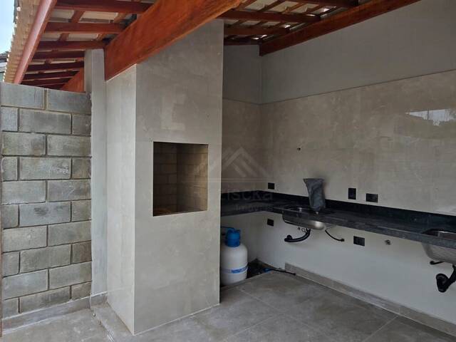 CASA COM PISCINA para Venda em Itanhaém - 3