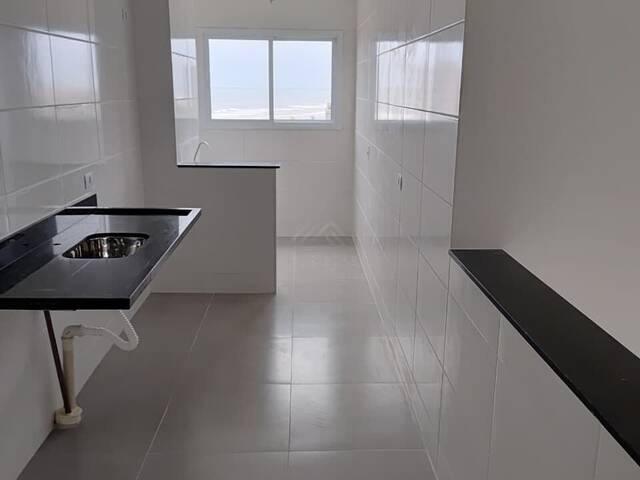 Apartamento para Venda em Mongaguá - 4