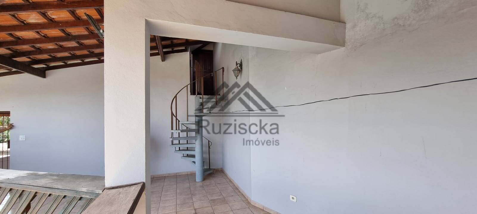 Casa, 6 quartos, 210 m² - Foto 7