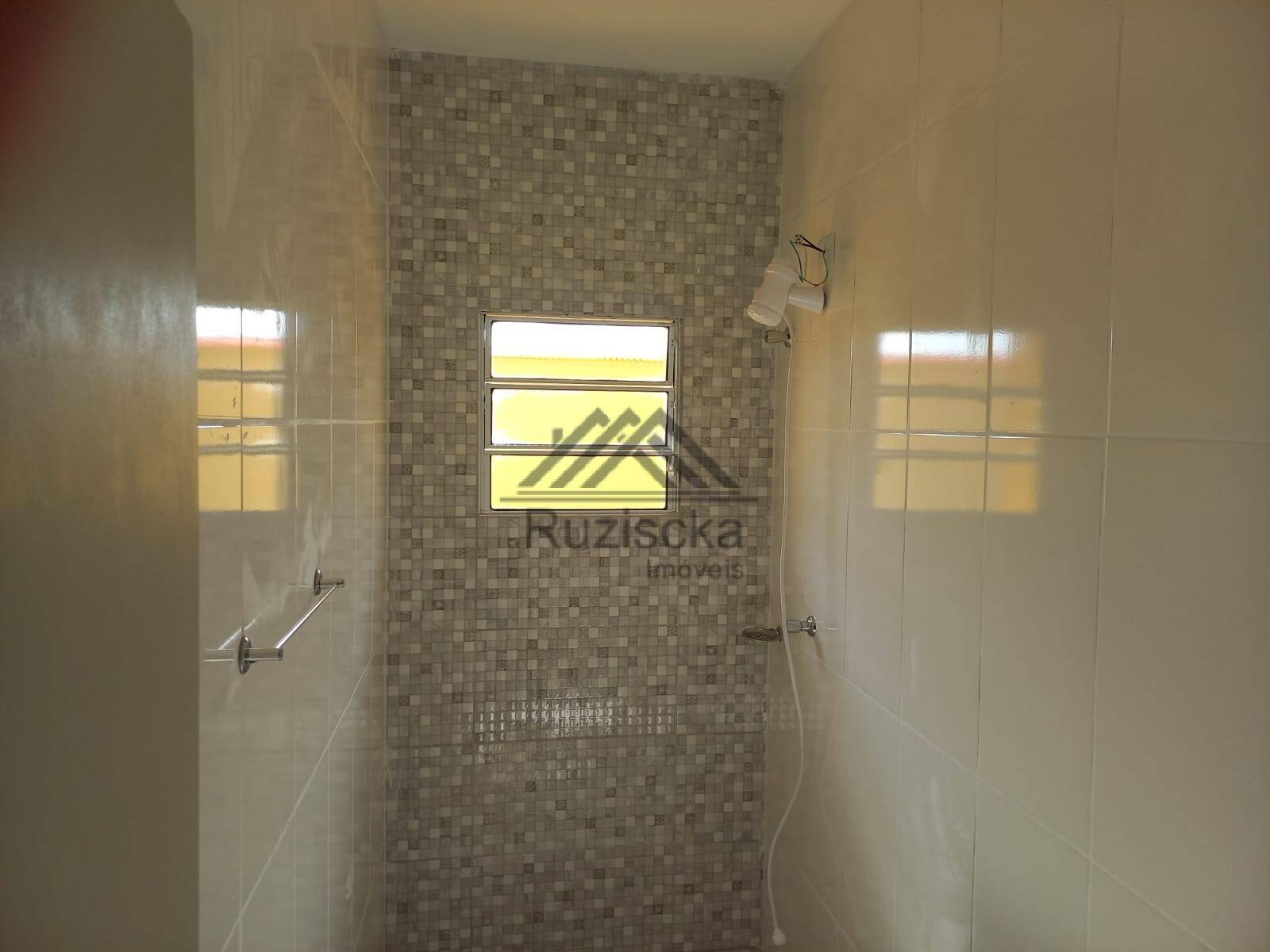 CASA COM PISCINA A VENDA EM ITANHAEM A1200M DO MAR - JD GUACYRA. — foto 11