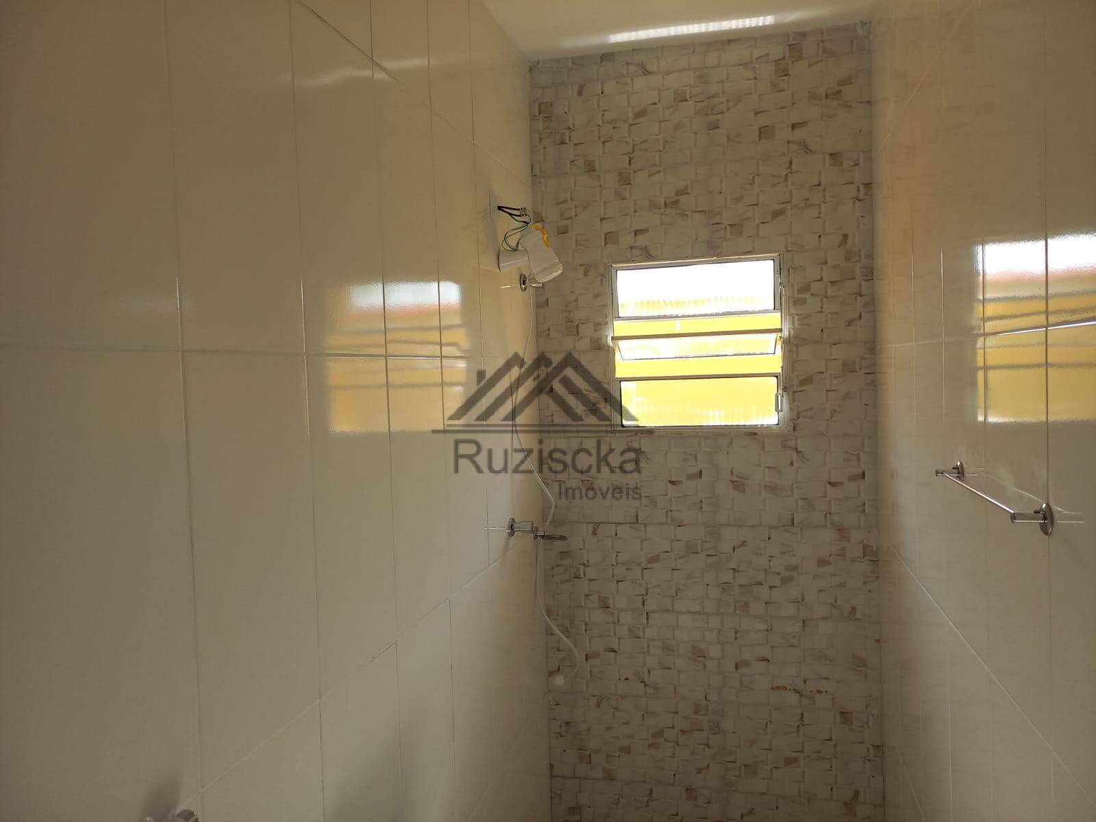 CASA COM PISCINA A VENDA EM ITANHAEM A1200M DO MAR - JD GUACYRA. — foto 13