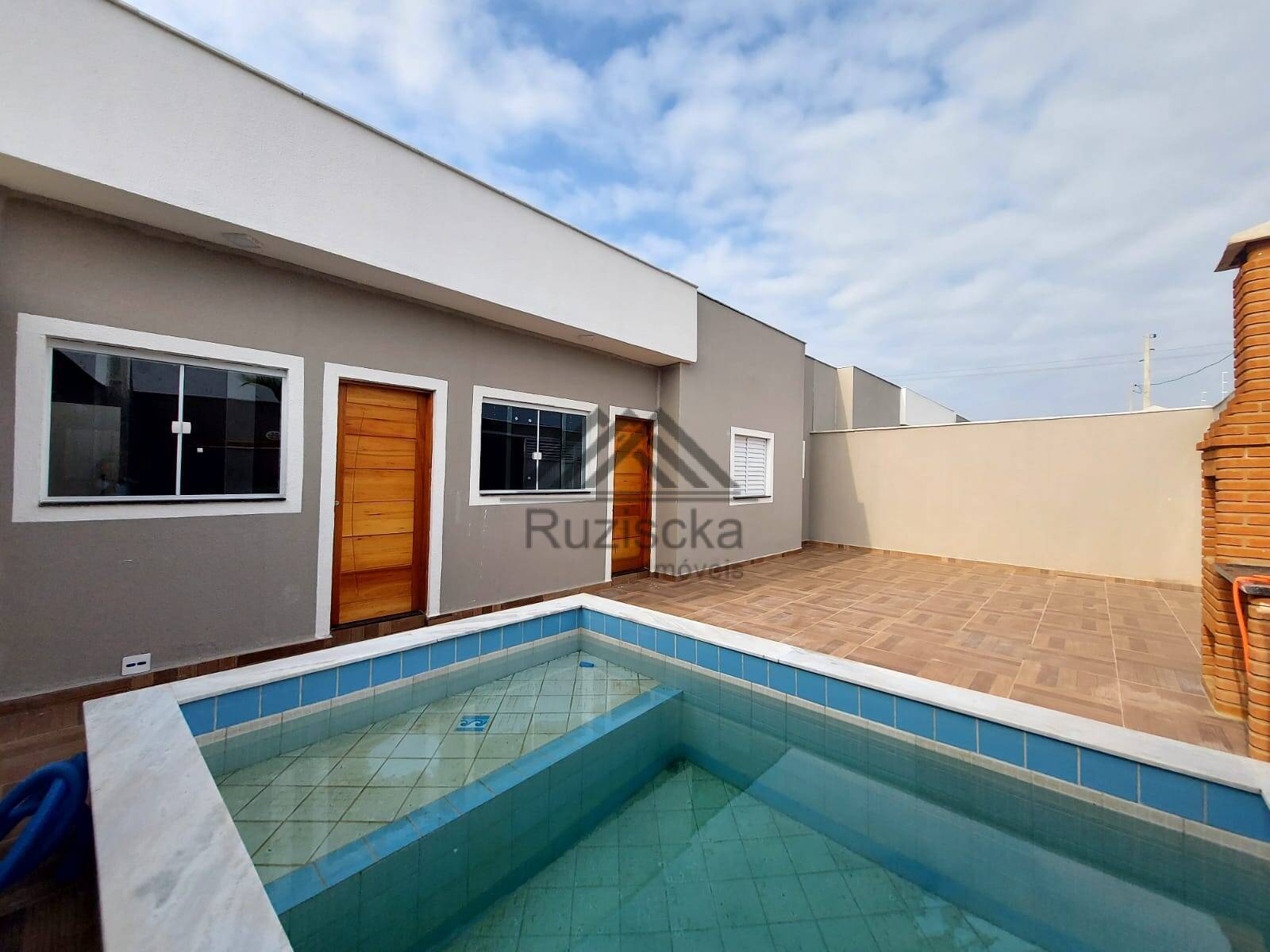 Casa em condominio a venda - Itanhaém / Jd Guacyra /com piscina privativa. — foto 2