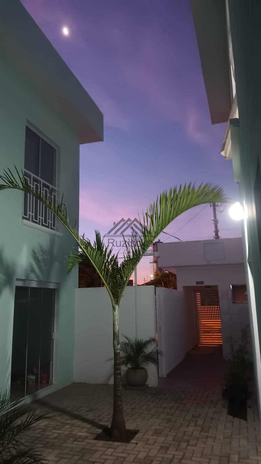 Sobrado em Condomínio Fechado no Nova Itanhaém em Itanhaém/SP