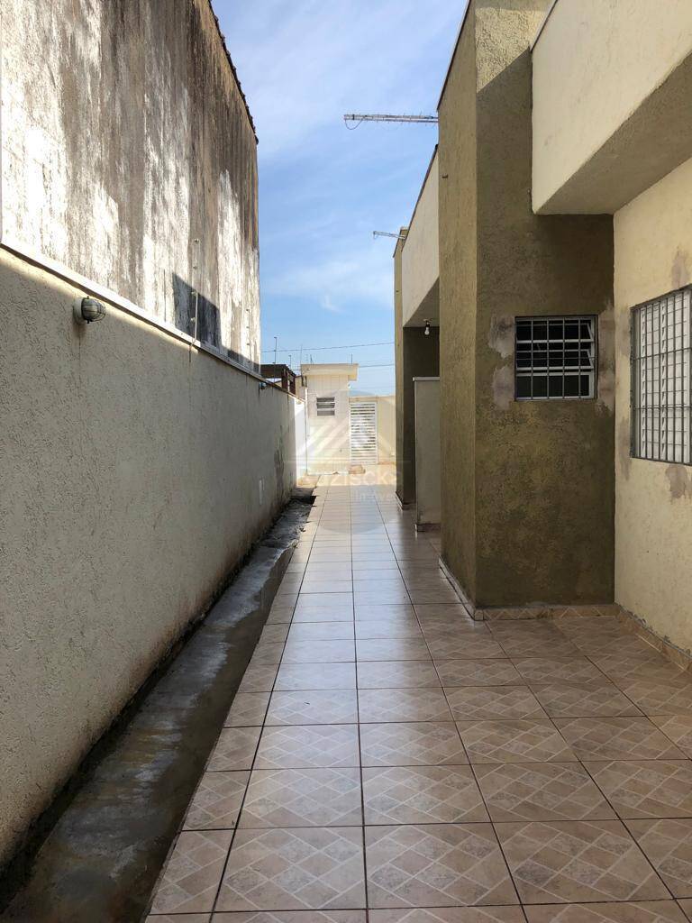 Casa, 2 quartos, 52 m² - Foto 4