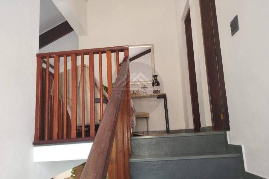 Casa, 3 quartos, 225 m² - Foto 8