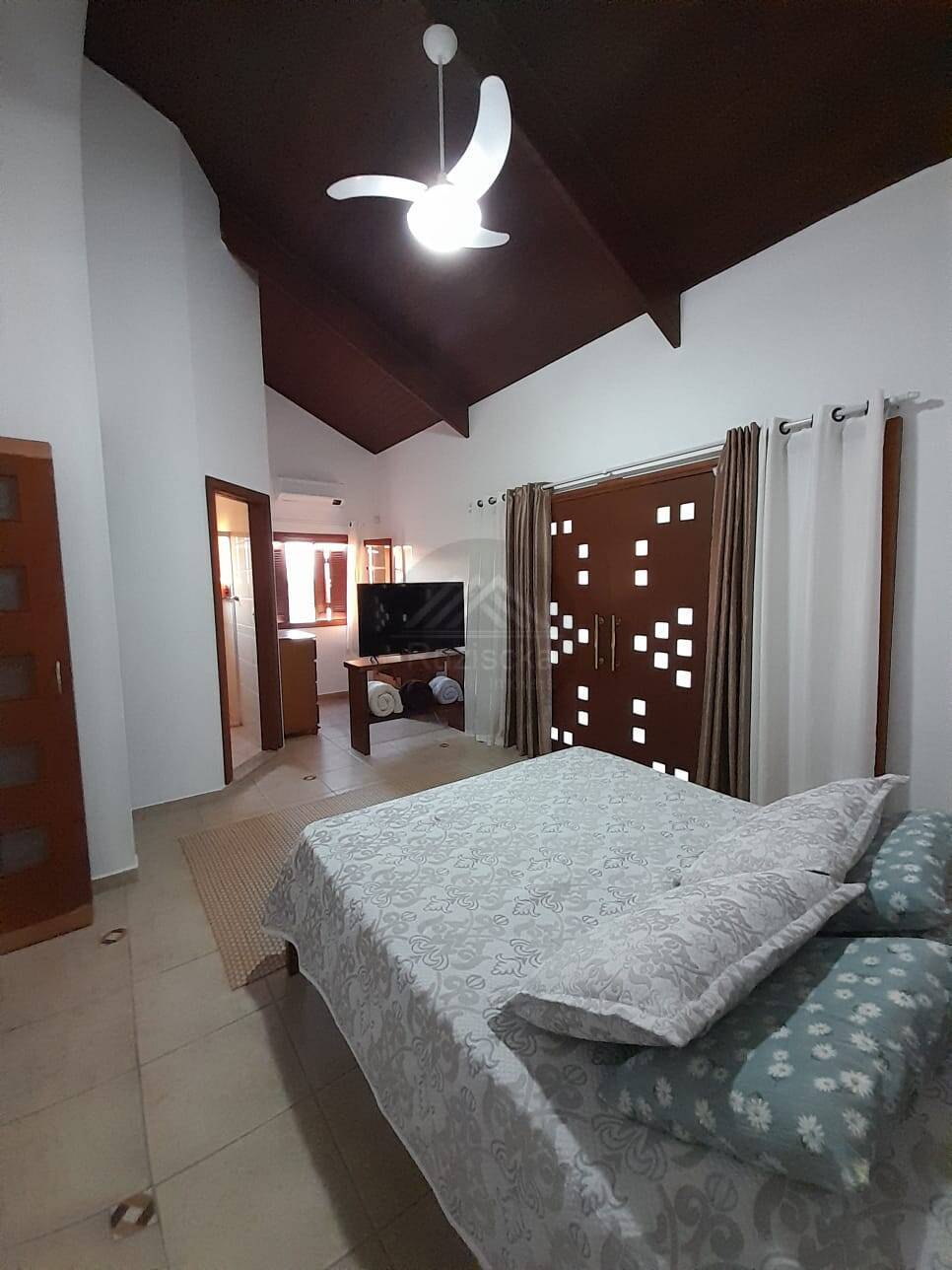 Casa, 6 quartos, 315 m² - Foto 23