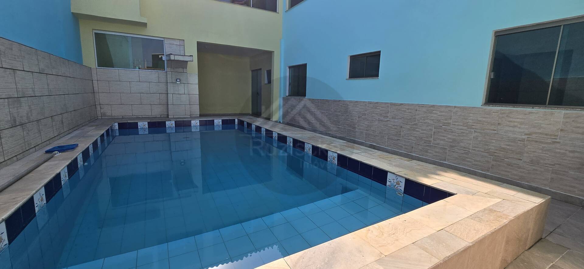 Casa, 5 quartos, 262 m² - Foto 2