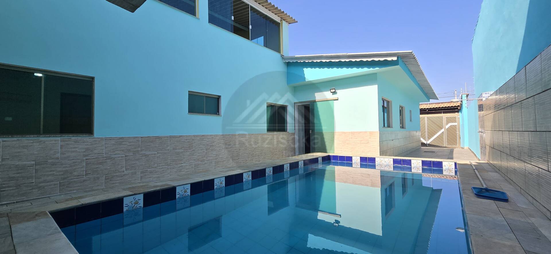 Casa, 5 quartos, 262 m² - Foto 1