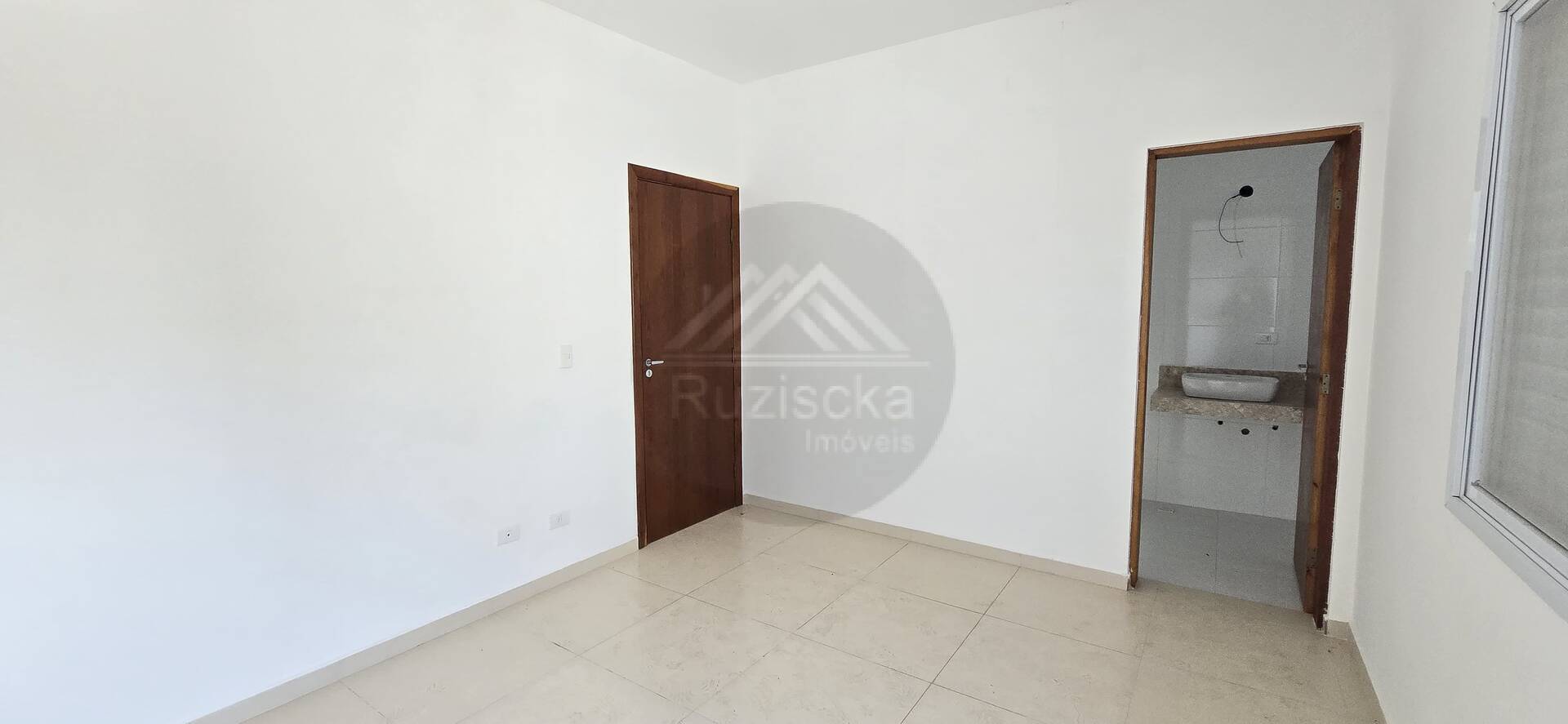 Sobrados á 50m do mar - Cibratel II em Itanhaém/SP.