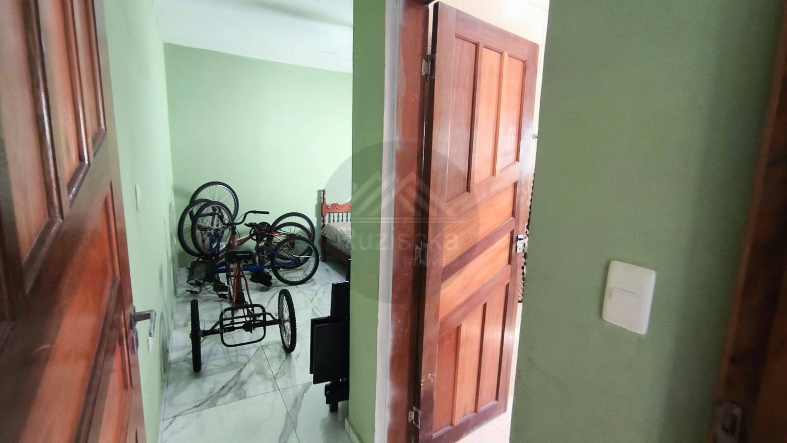 Casa lote inteiro com piscina á venda em Itanhaém/SP - 300m do mar . — foto 11
