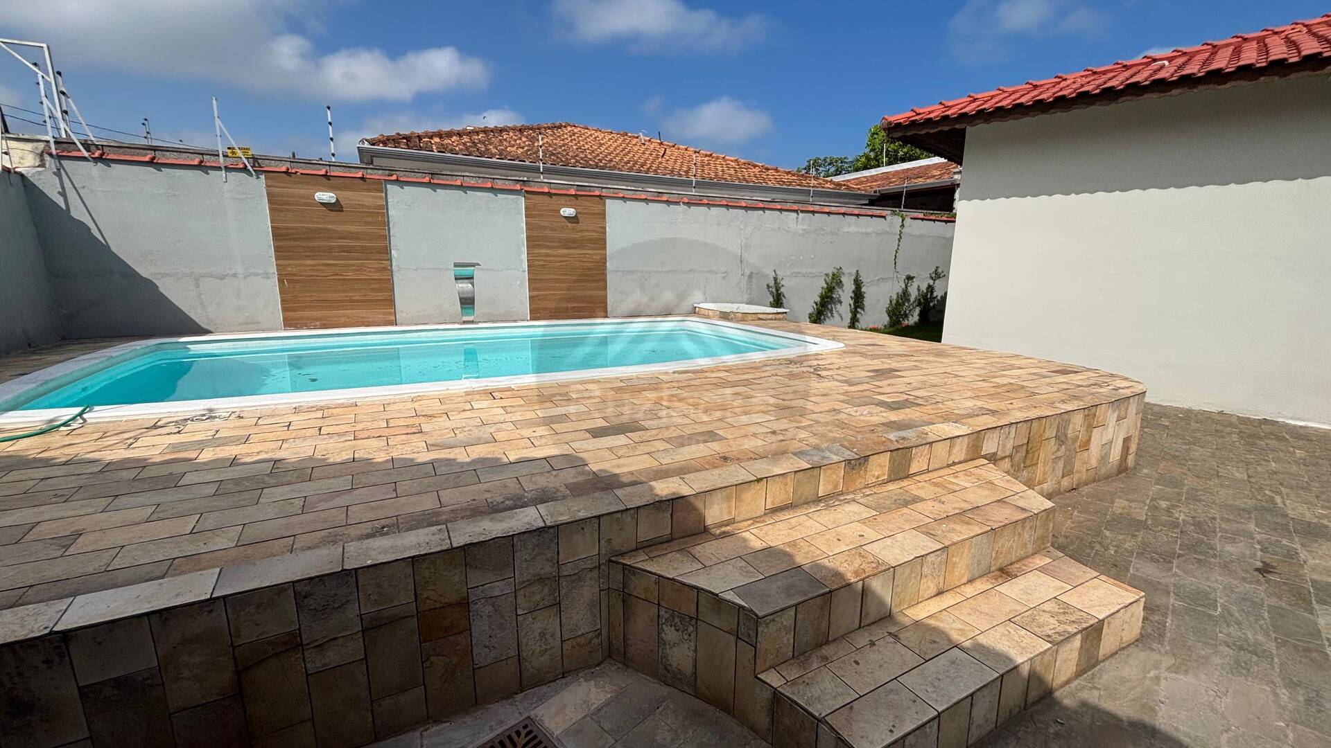 Casa, 4 quartos, 186 m² - Foto 2
