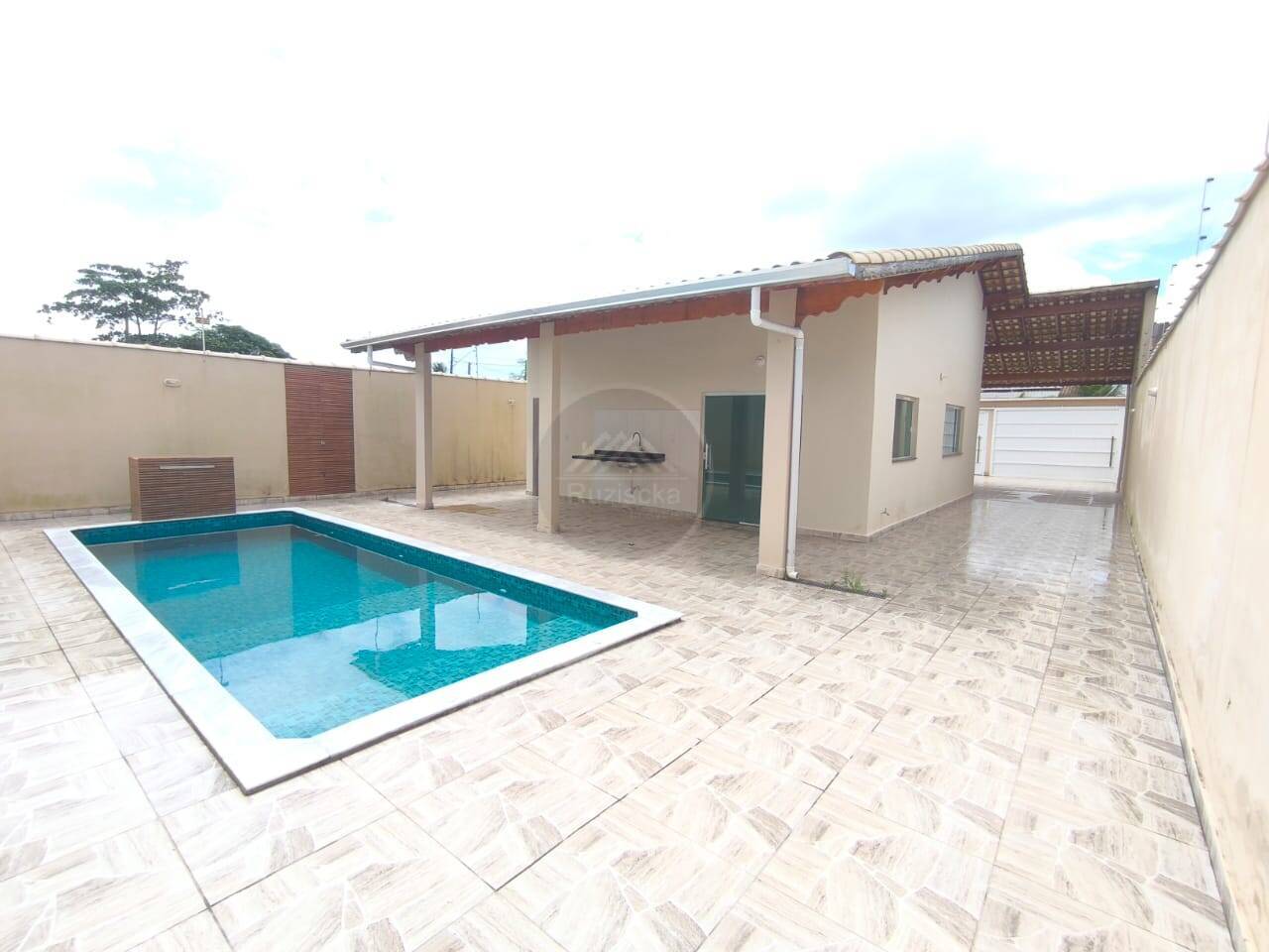 Casa, 3 quartos, 110 m² - Foto 1