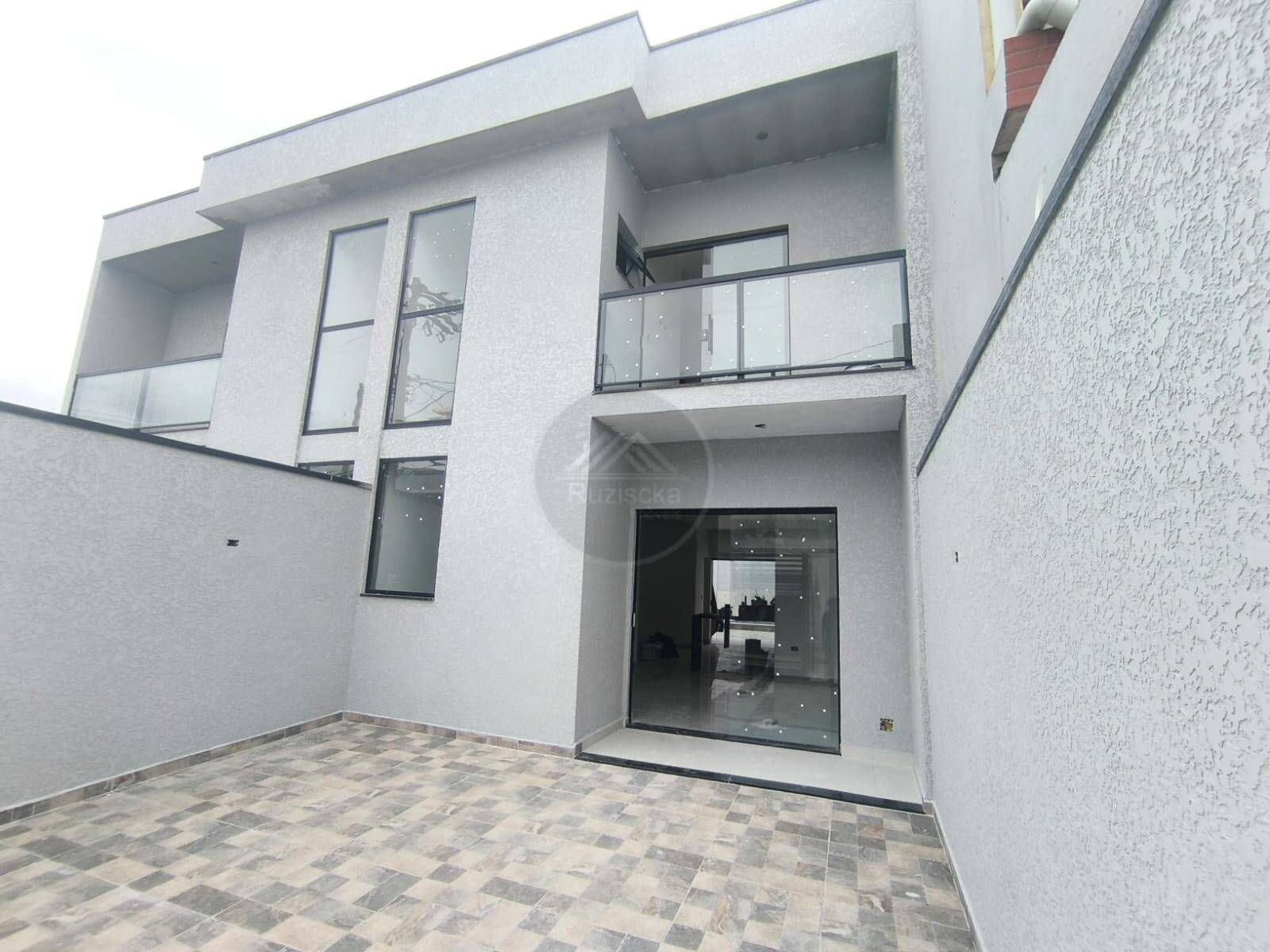 Casa, 3 quartos, 114 m² - Foto 1